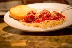 Spaghetti & Meatballs - Holston's Mains